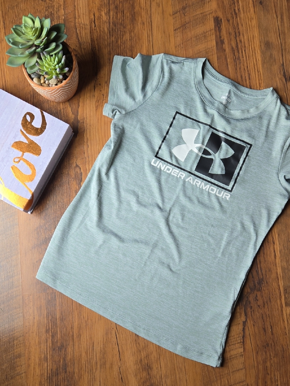 Under Armour Womens Sage Green Logo Loose Short Sleeve Performance Tee Small